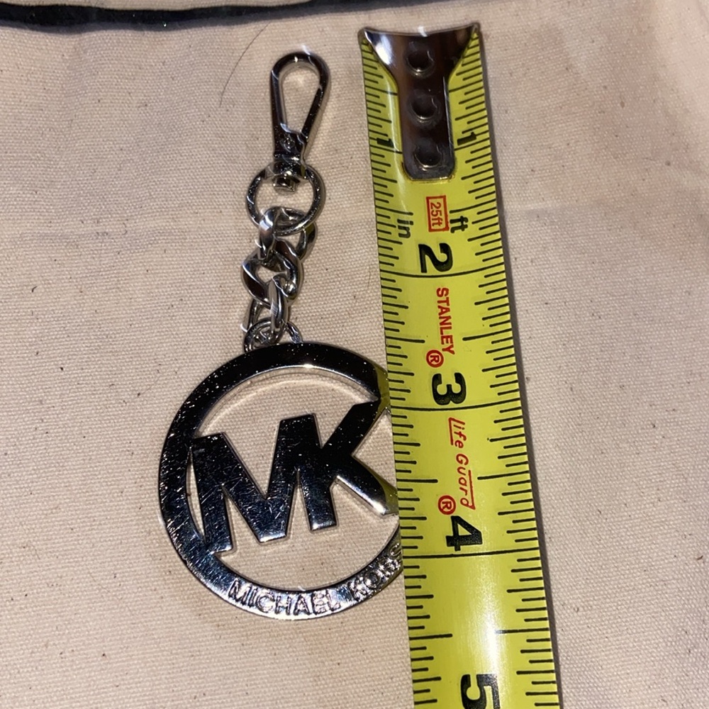 Michael Kors Silver Logo Bag charm/Key chain - Picture 7 of 8